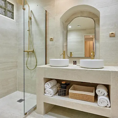 Sublime Beaubourg By Prestige *